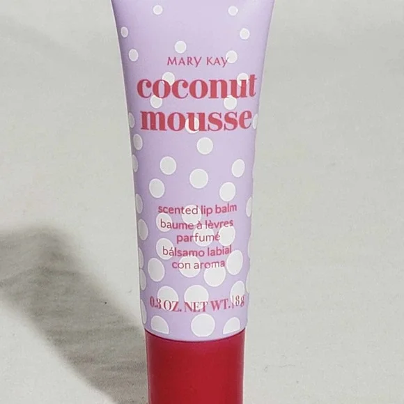 MARY KAY Coconut Mousse Gift Set with Hand Cream & Lip Balm Limited Edition NEW - Picture 2 of 7